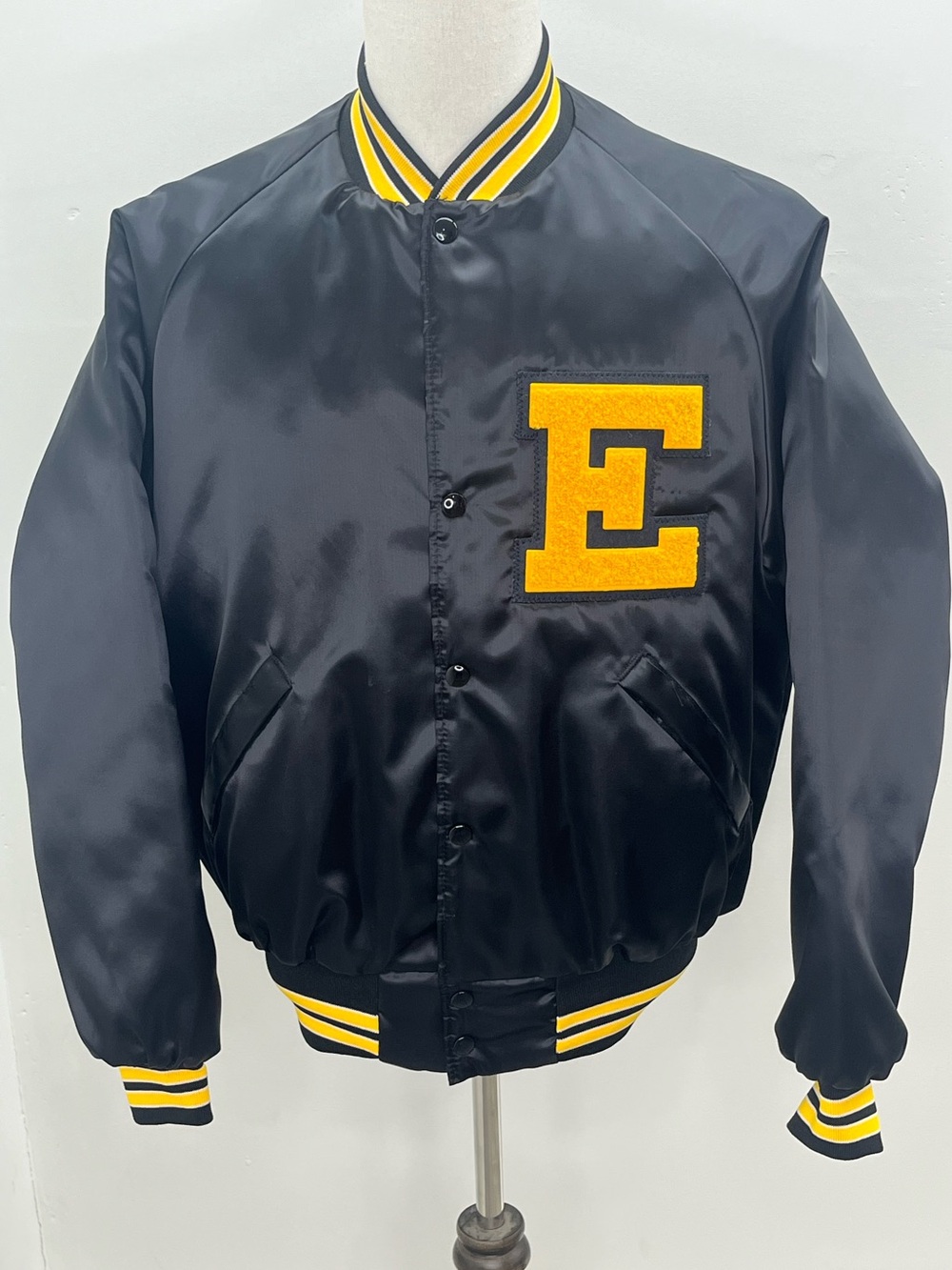 Vintage Dunbrooke Pla-Jac Satin Varsity Bomber Jacket Black Gold Letter Mens L